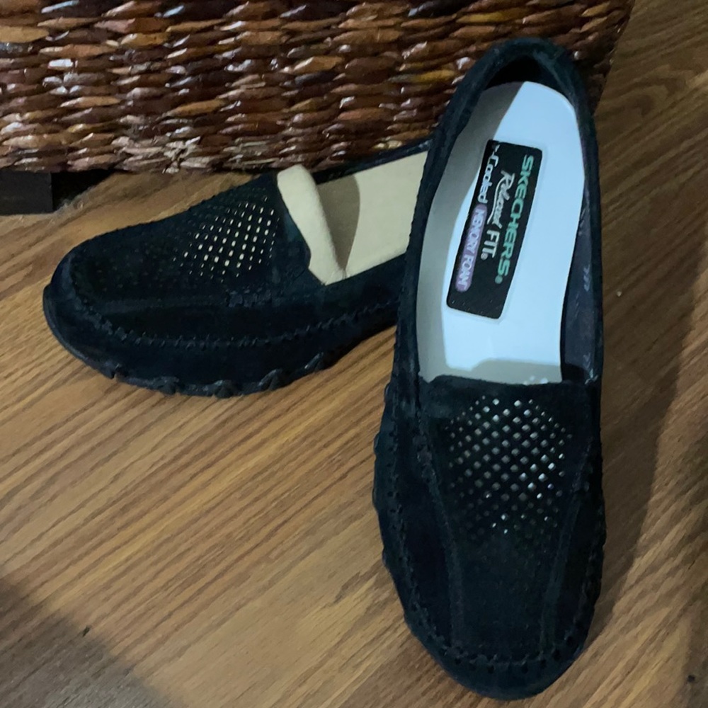 Skechers